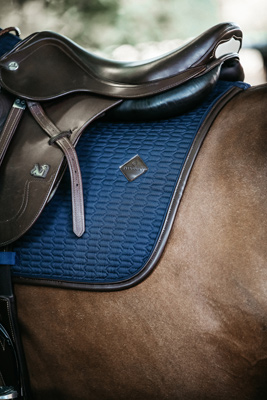 Vorschau: Kentucky Horsewear Schabracke Color Edition Leather
