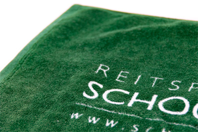 Preview: Reitsport Schockemöhle Towel Classic Logo